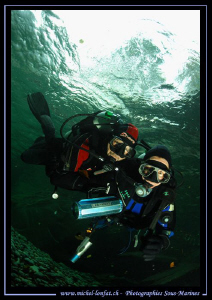 Just taking time to have a bit of fun in the fresh water ... by Michel Lonfat 